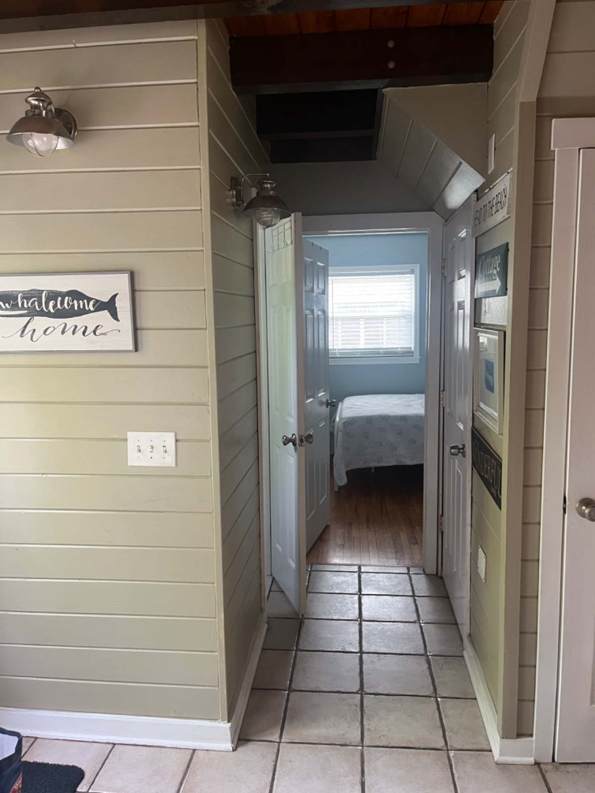 Island View Room - Photo 11