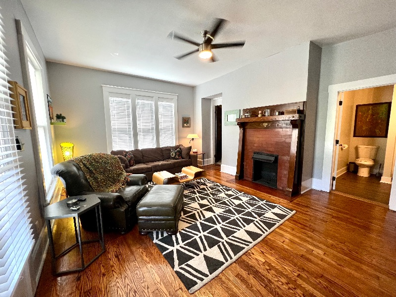 Funky 2 Bed/2 Bath w/Private Covered Porch