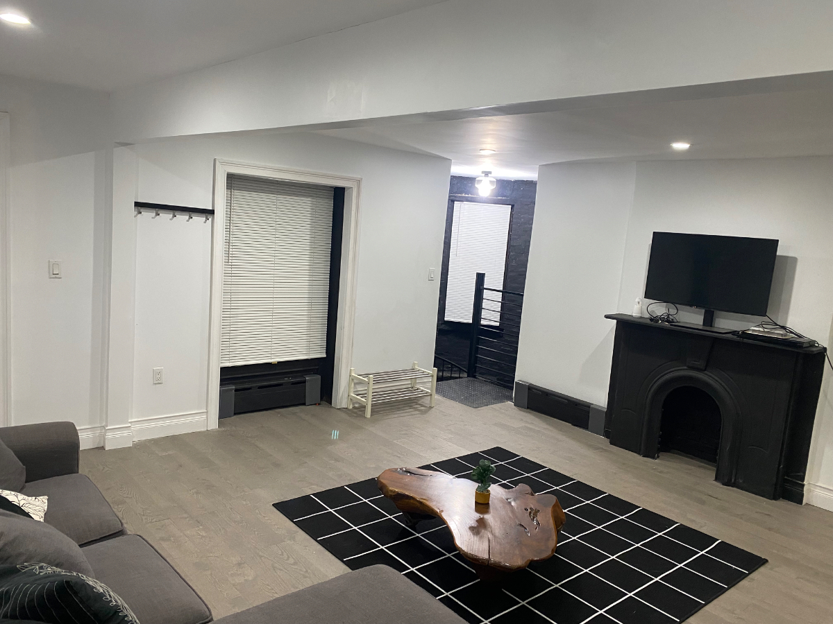 Pet Friendly One bedroom Garden Unit - Photo 4