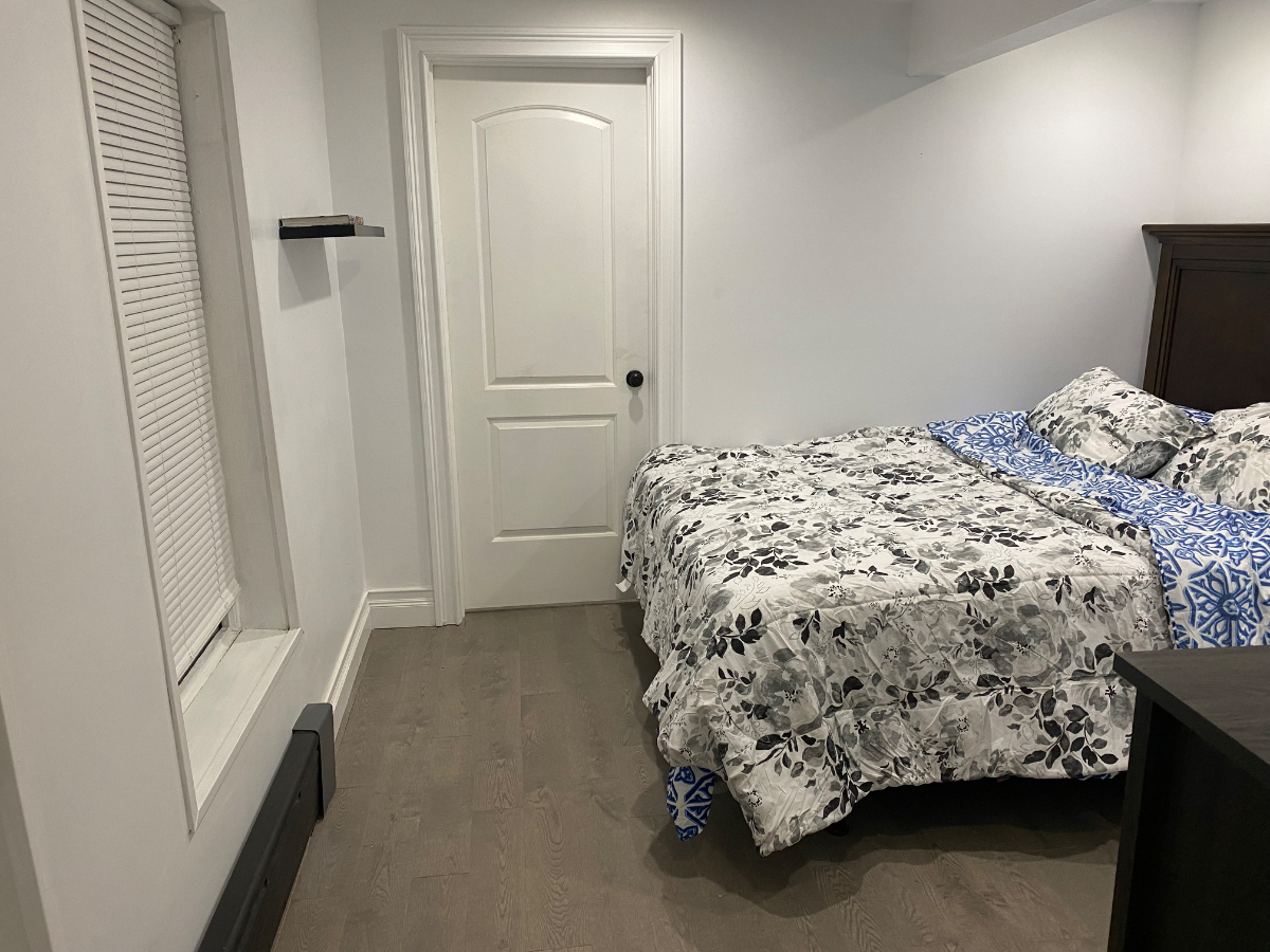 Pet Friendly One bedroom Garden Unit - Photo 6