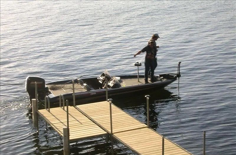 Majestic Lake Champlain Family Home- Pvt Beach, Dock, Sunsets, Relaxation Fun - Photo 2