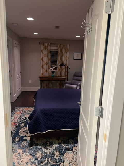 Back Bedroom and Bath - Photo 2