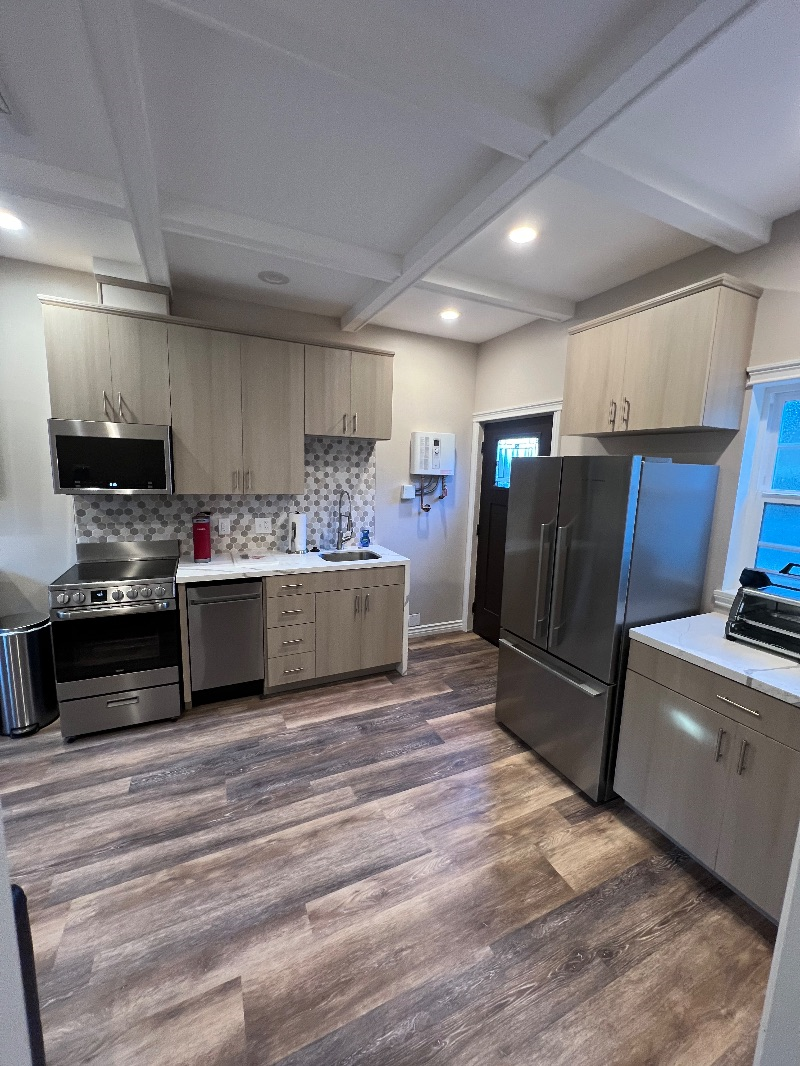 Amazing fully furnished 1-bedroom detached ADU with every amenity imaginable - Photo 6