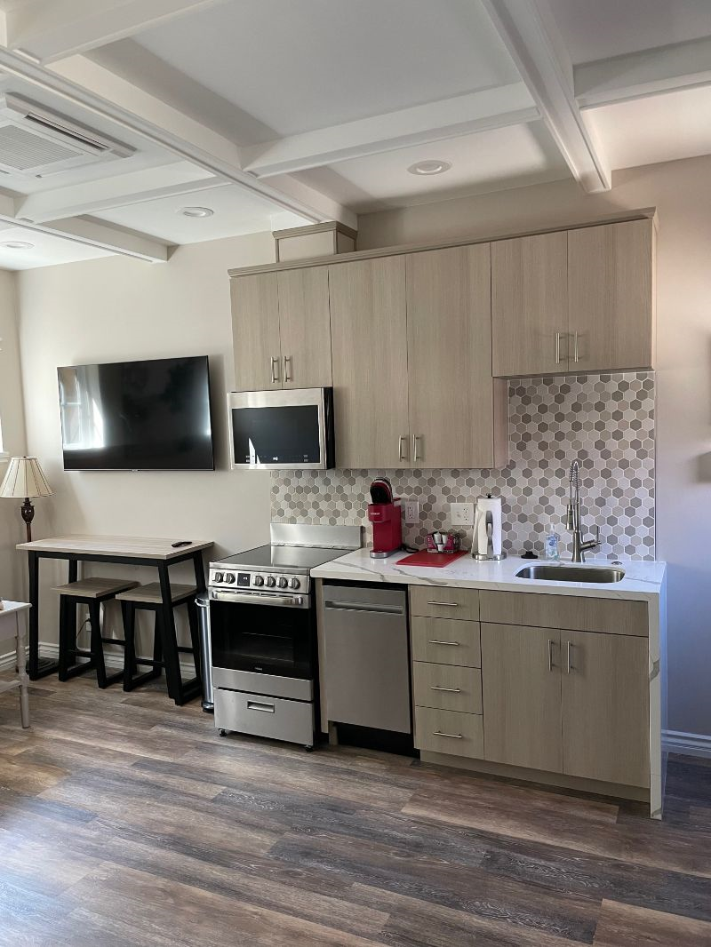 Amazing fully furnished 1-bedroom detached ADU with every amenity imaginable - Photo 4