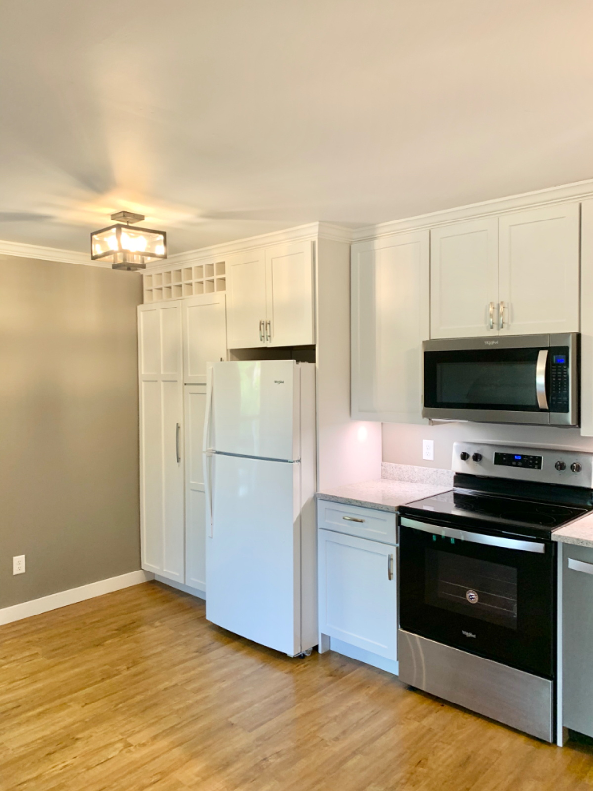 2Bed/1Bath (unit 40) - Photo 4