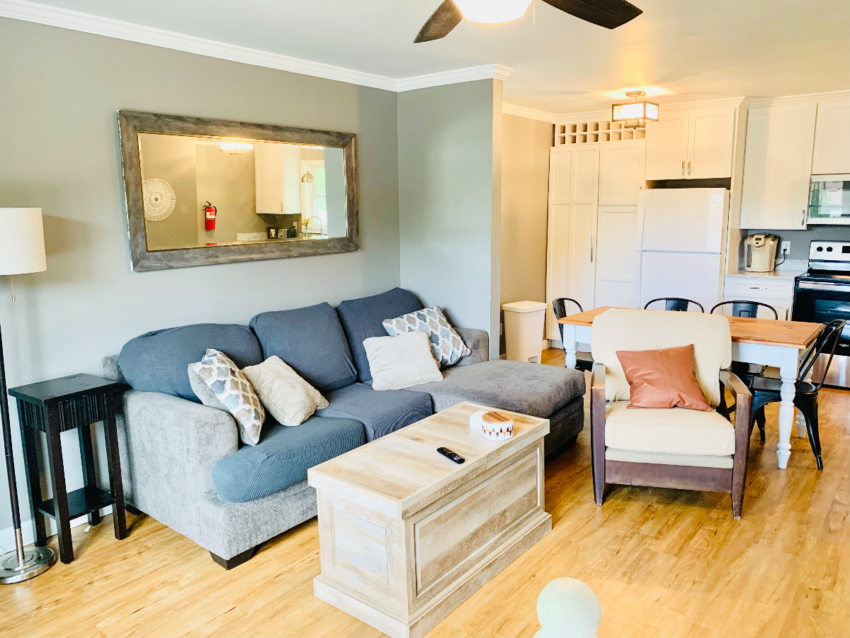 2Bed/1Bath (unit 40) - Photo 2