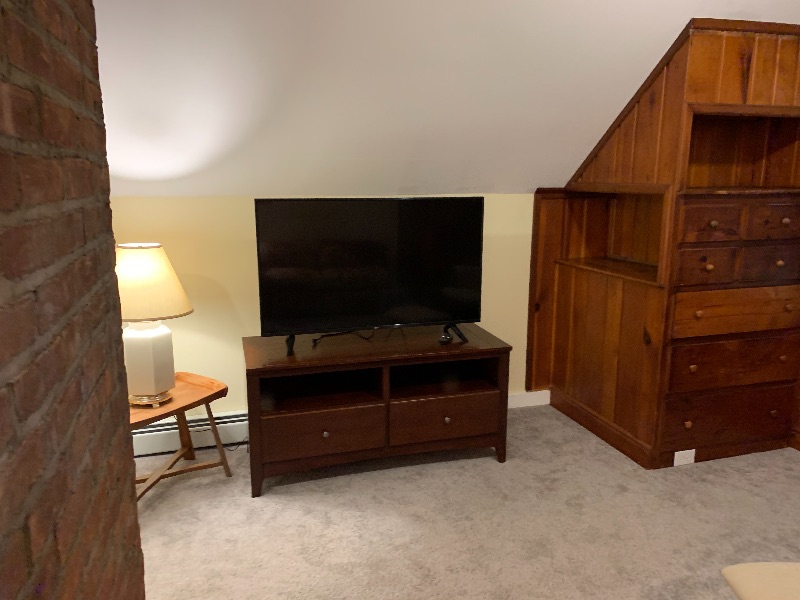 One Bedroom Furnished Apartment - Photo 5