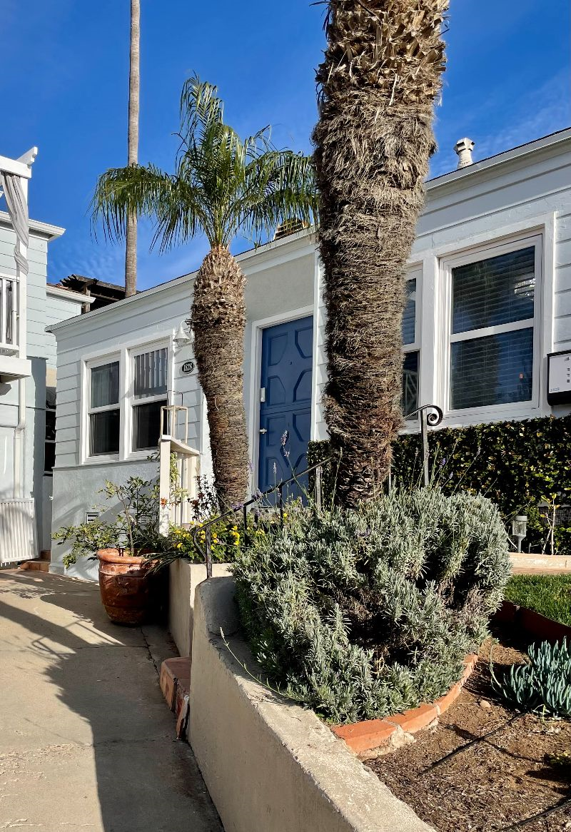 Relaxing Mission Hills Cottage with Amazing Views - Dog Friendly - Photo 4