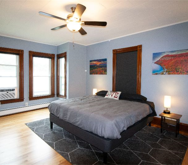 Stunning Bright Remodel in the Heart of St. Johnsbury - Photo 2