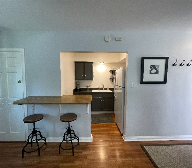 Cozy Granny Flat in the Heart of Vista - Photo 3