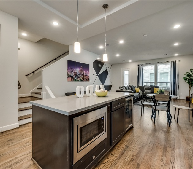 Gated Luxury Home in the Heart of Houston - Photo 6