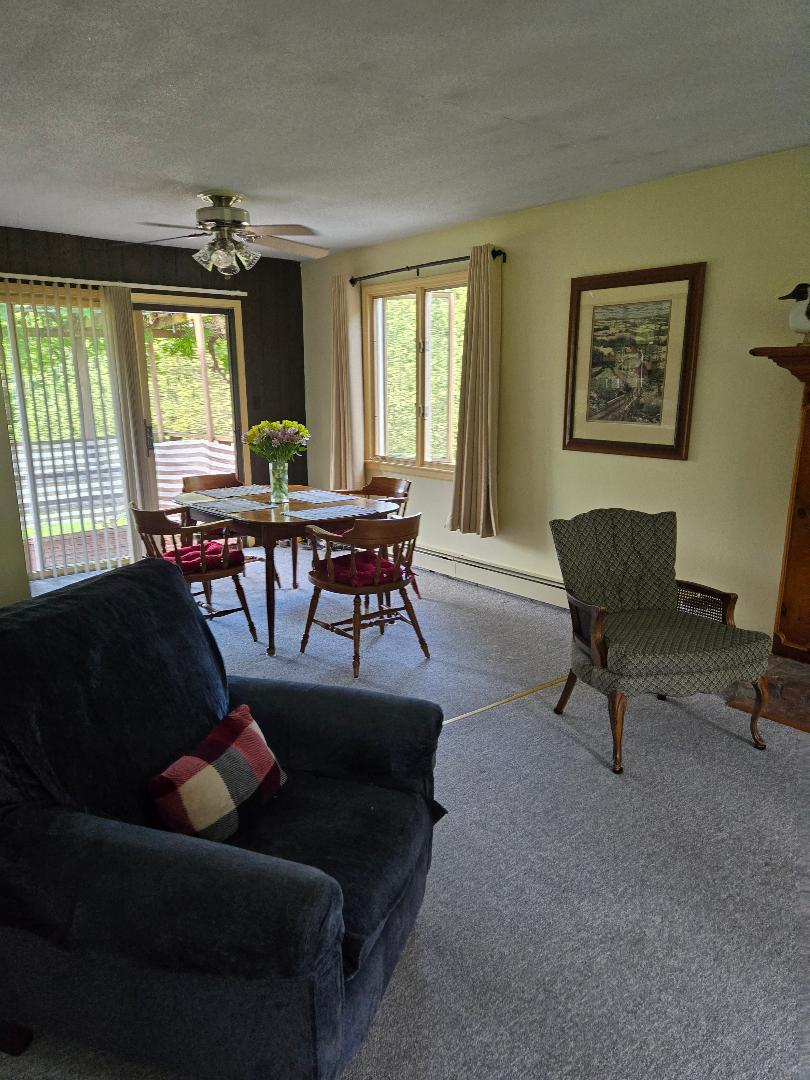 SHELBURNE RENTAL BEAUTY SETTING 2 BEDROOM AVAILABLE - Photo 9