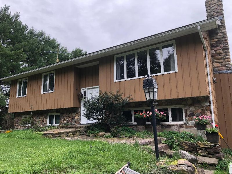 SHELBURNE RENTAL BEAUTY SETTING 2 BEDROOM AVAILABLE - Photo 1