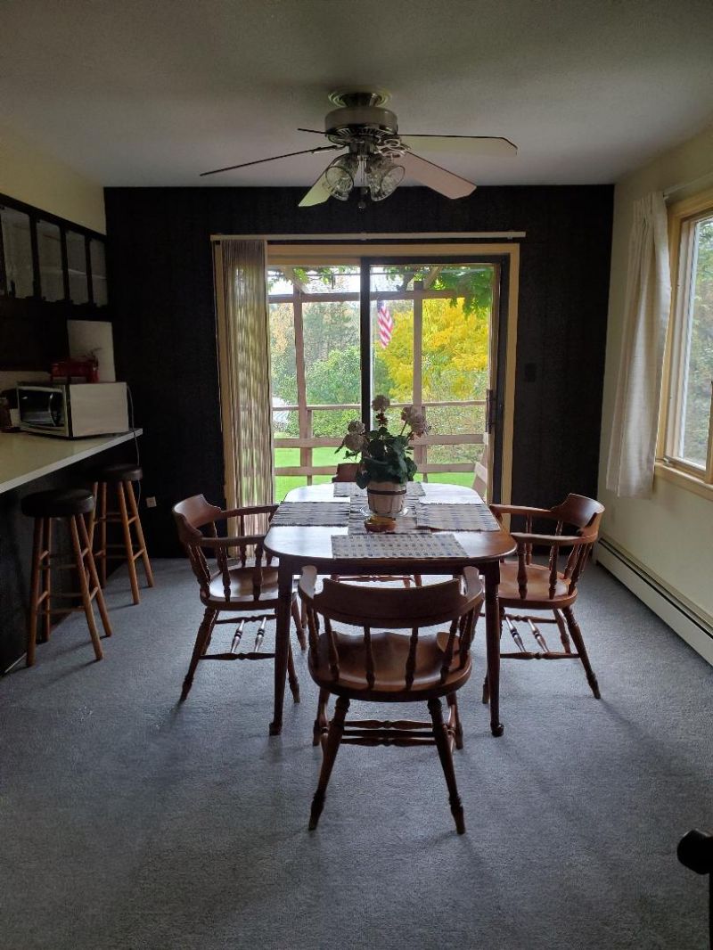 SHELBURNE RENTAL BEAUTY SETTING 2 BEDROOM AVAILABLE - Photo 10