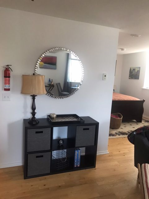 Beautiful loft studio space in the center of Burlington with lake views, garage parking available fo - Photo 4