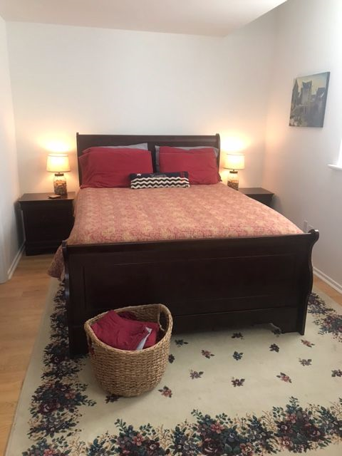 Beautiful loft studio space in the center of Burlington with lake views, garage parking available fo - Photo 7