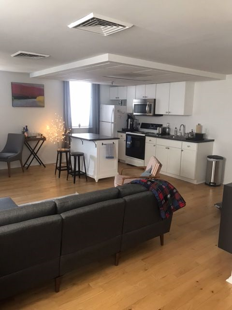 Beautiful loft studio space in the center of Burlington with lake views, garage parking available fo - Photo 1