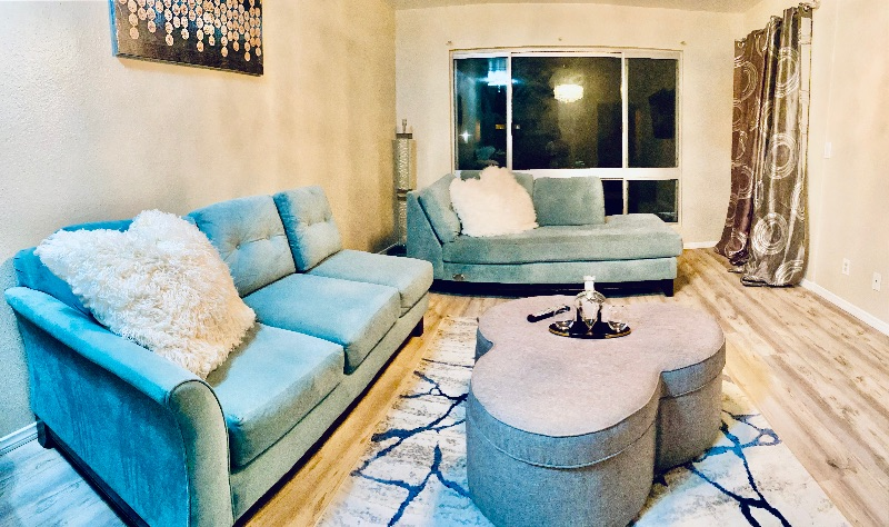 Top-Floor Bankers Hill 1BR | Garage Parking | Walk to Little Italy & Balboa Park - Photo 3