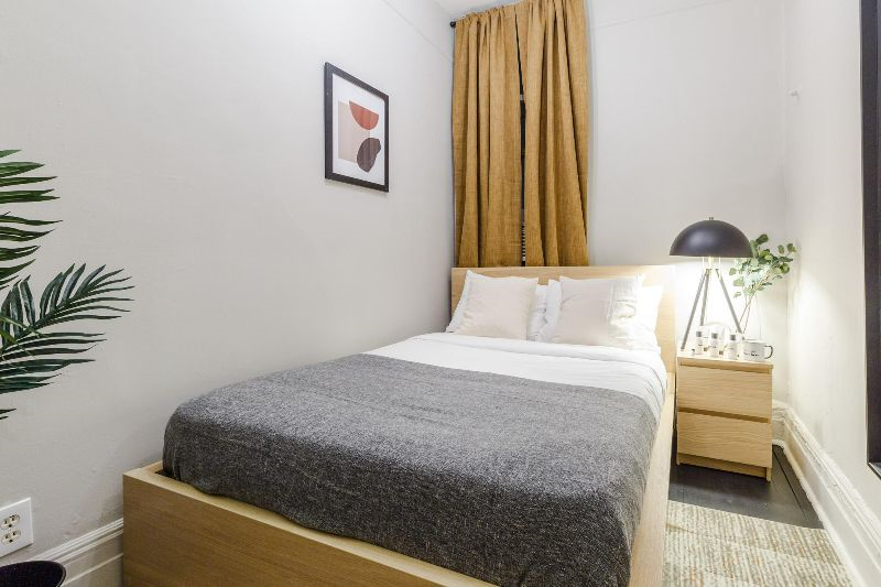 Queen Room in Chelsea 231 C