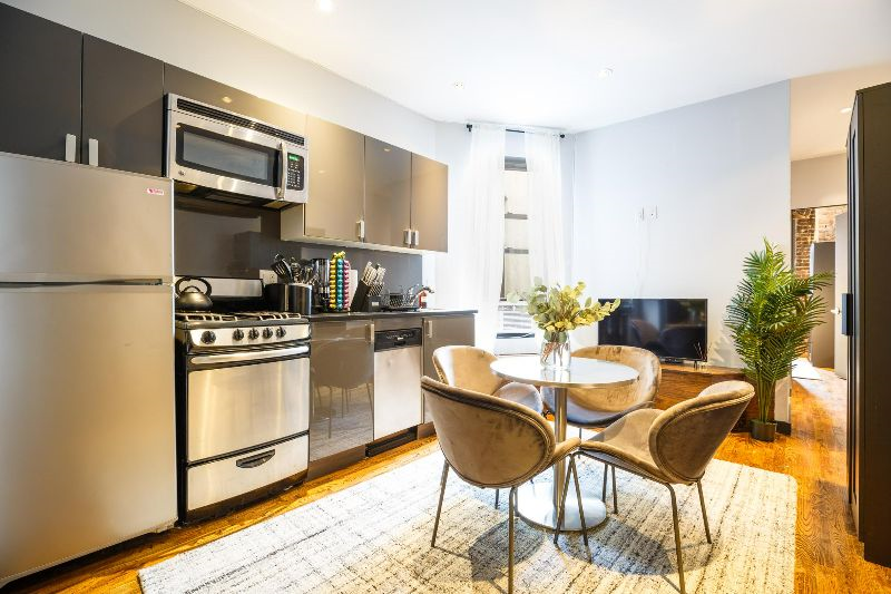 Twin Room in Upper East Side 214 B