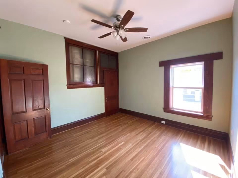 Beautiful Historic 2 Bedroom Apartment (with... - Photo 8