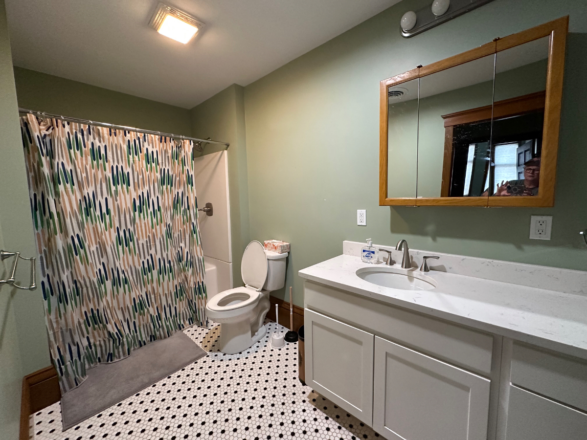 Beautiful Historic 2 Bedroom Apartment (with... - Photo 6