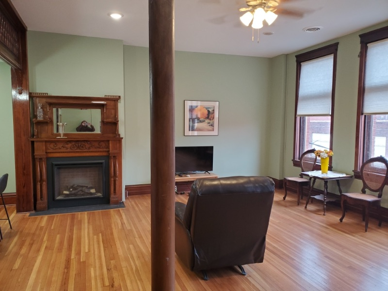 Beautiful Historic 2 Bedroom Apartment (with... - Photo 3