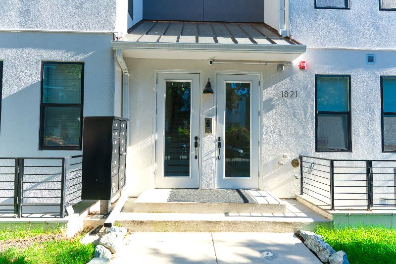 Corbet Flats - Photo 10