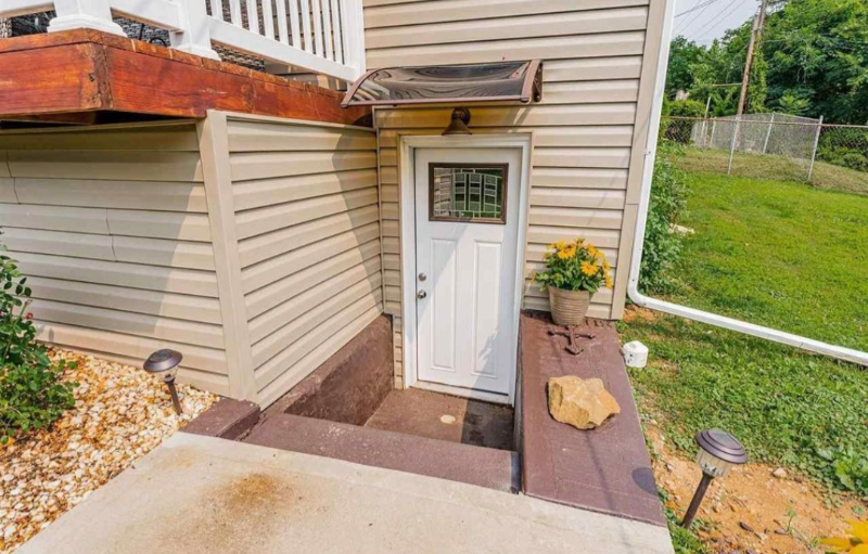 Cozy 1bed 1bath- basement apartment-Close to many Hospitals and shopping centers - Photo 2