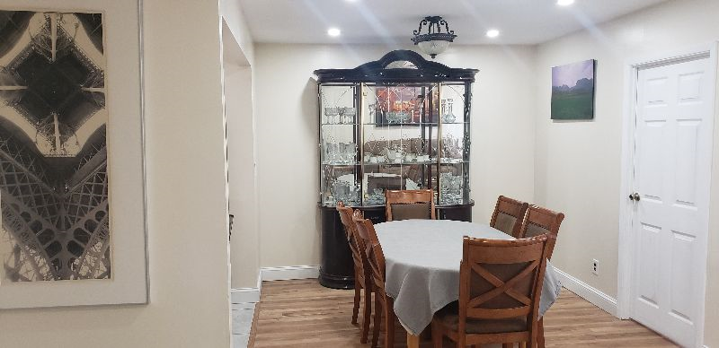 3Bed /2 Bath  Condo On A  Beautiful Tree Lined Street . Fresh Meadows NY 11365 - Photo 6