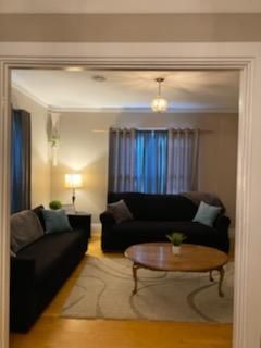 Unit 3 /2 bedroom - Photo 3