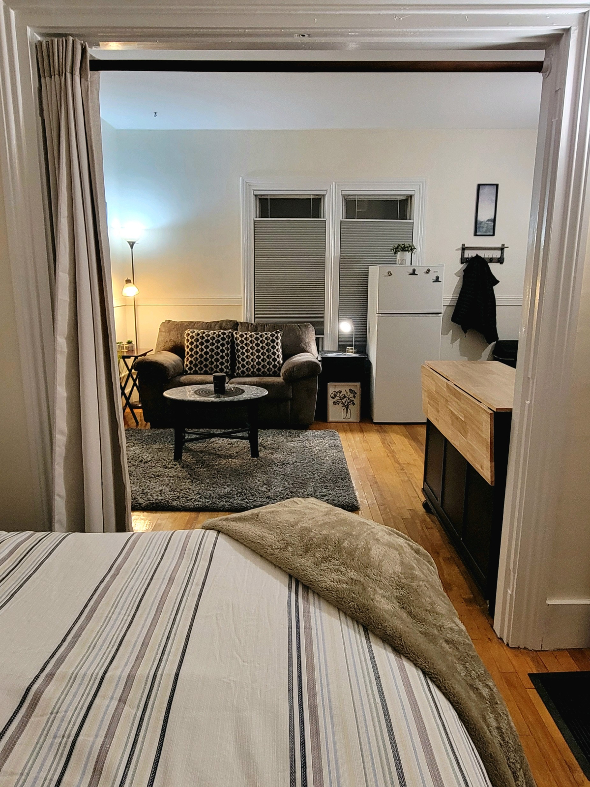Unit 3 /2 bedroom - Photo 2