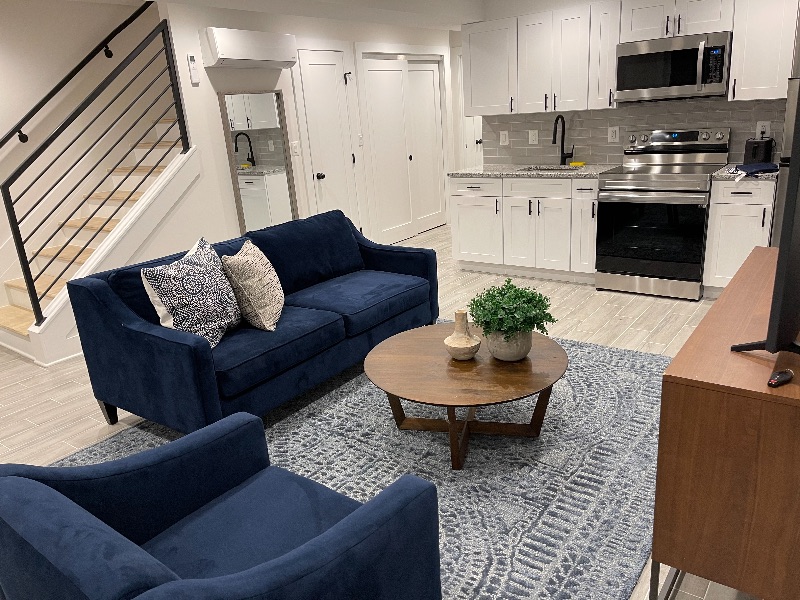 Cozy and New 2 Bedroom Apartment - Photo 11