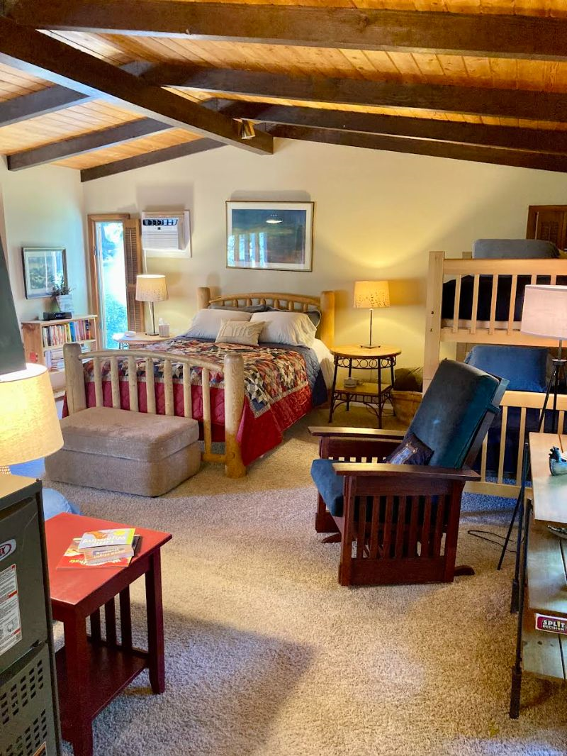 Yellowstone Journey House - Photo 7