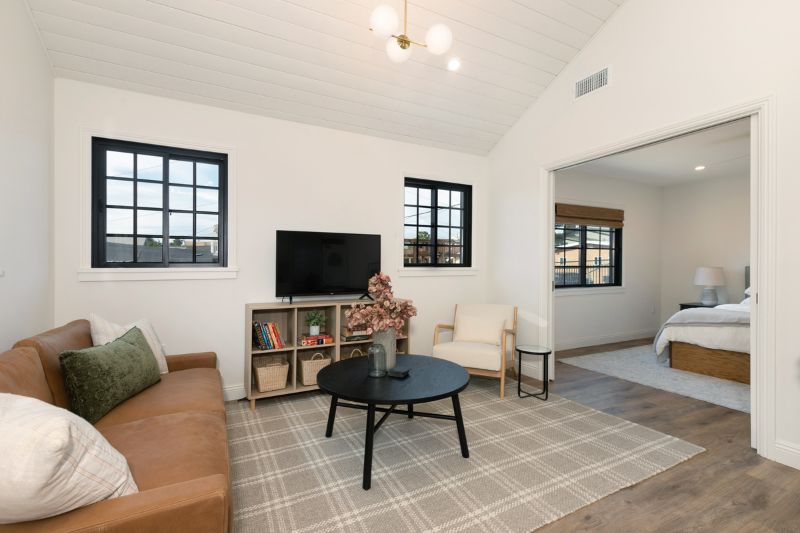 1BD Modern Farmhouse 5 min to Downtown or Coronado - Photo 4