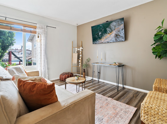 DESERT ROSE COCOON 1Bed/1Bath Condo in Normal Heights, In-Unit Laundry, Gated, Free Parking, Full Kitchen & Relaxing Bathtub - Photo 2