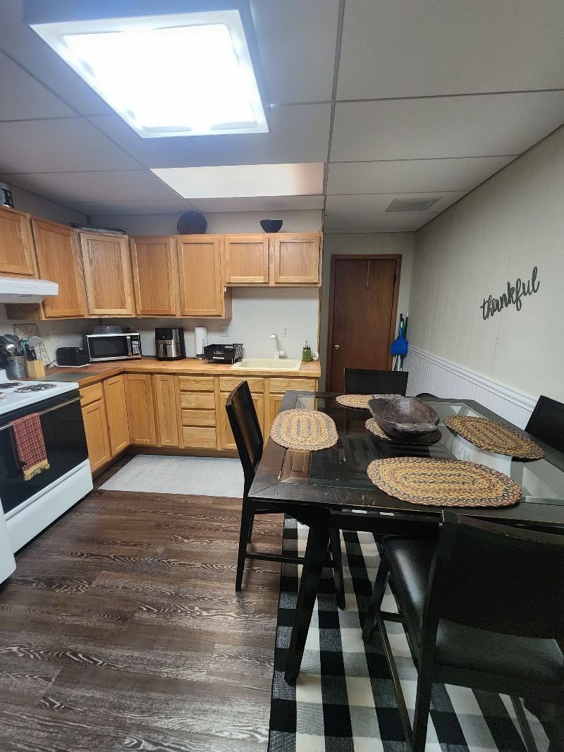 Terri's Place Clean/ Comfortable & Fully Loaded - Photo 7