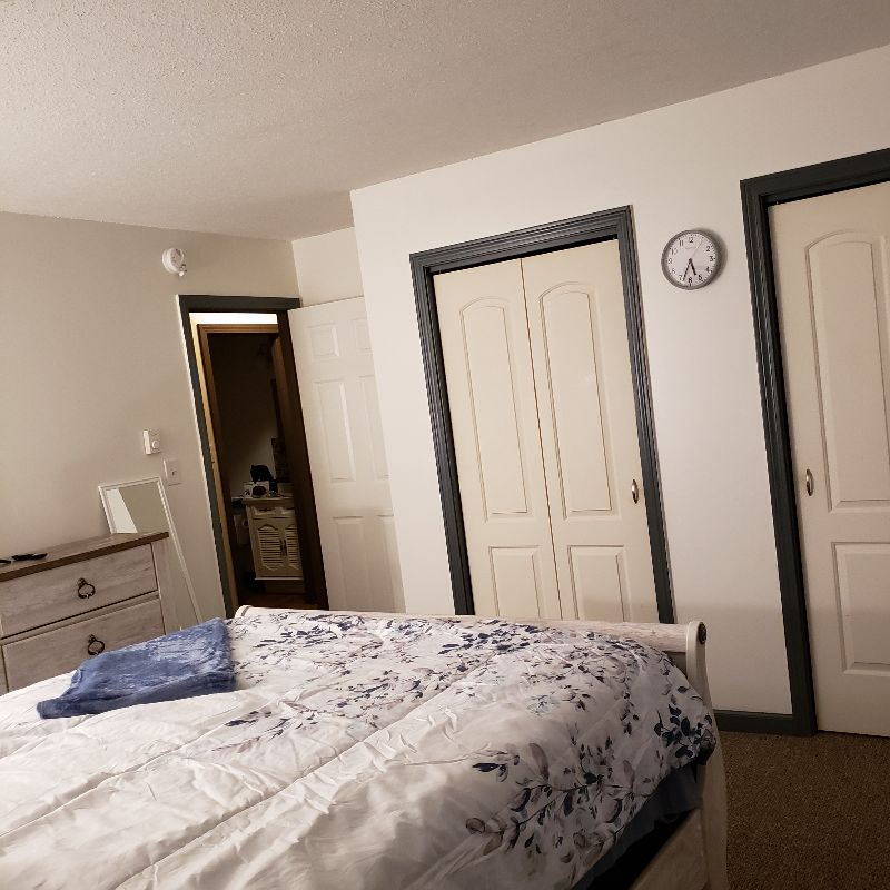Private Queen size Bedroom 5 near UVM & local town - Photo 1
