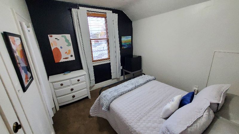 The Beverly House for Traveling Nurses - Room4