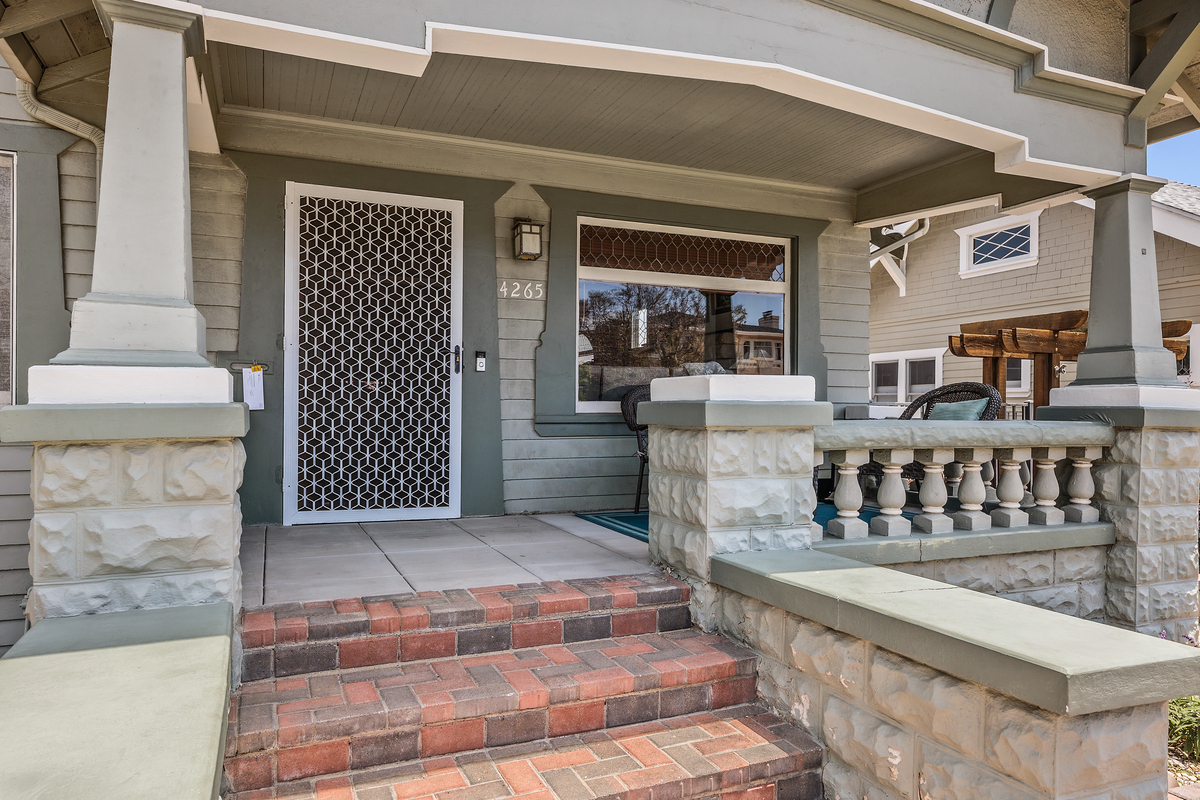 Craftsman Bungalow home for rent in N. Mission Hills - Photo 3
