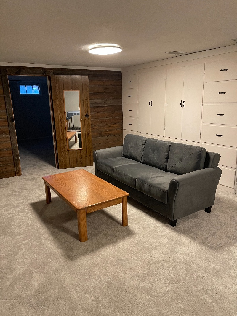 2 Bedroom Lower Level Apartment - Photo 7