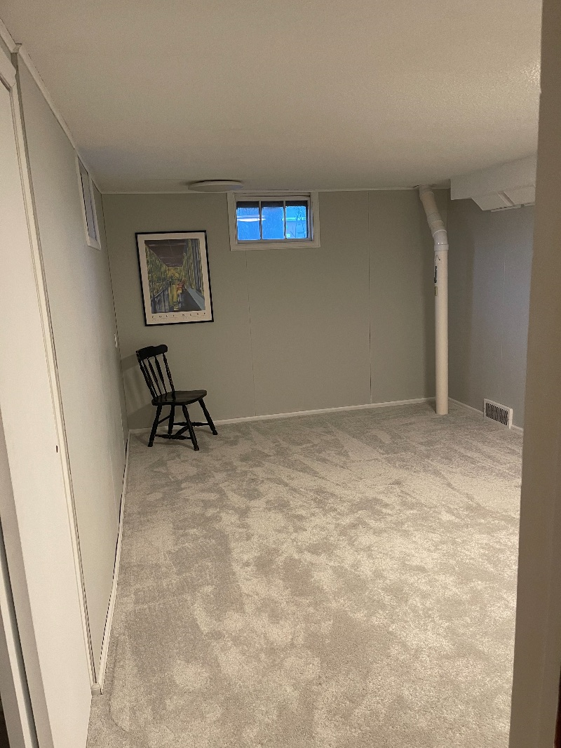 2 Bedroom Lower Level Apartment - Photo 8