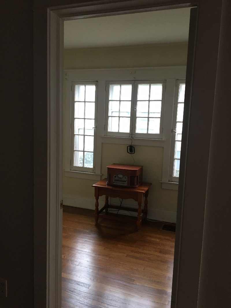 Quiet 2 bedroom near hospitals - Photo 6