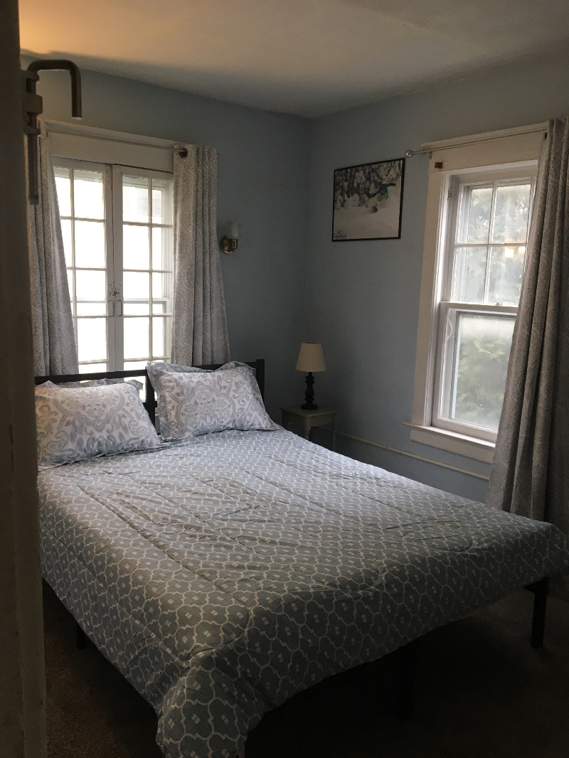 Quiet 2 bedroom near hospitals - Photo 11
