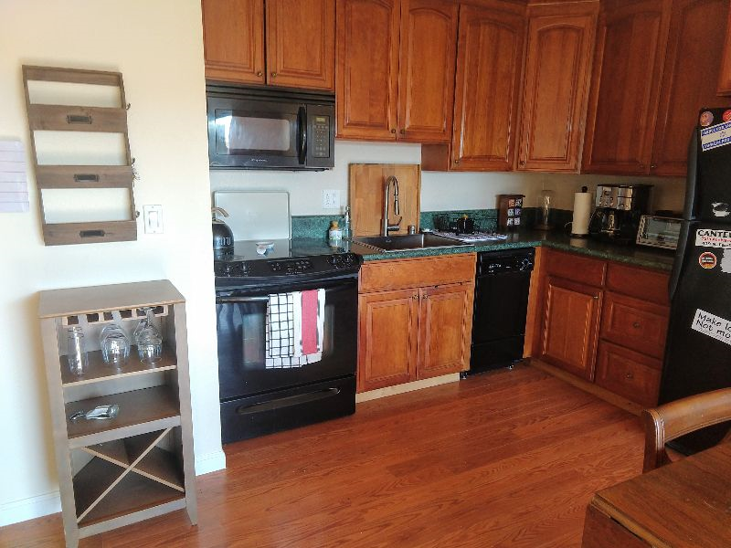 1 Br Condo with a View and Garaged Parking - Photo 6