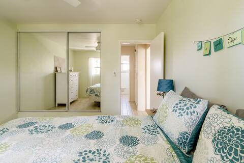 BEACHY CUTE COTTAGE. May 2027. Air Con-PB-Parking-Patio-Beach - Photo 6