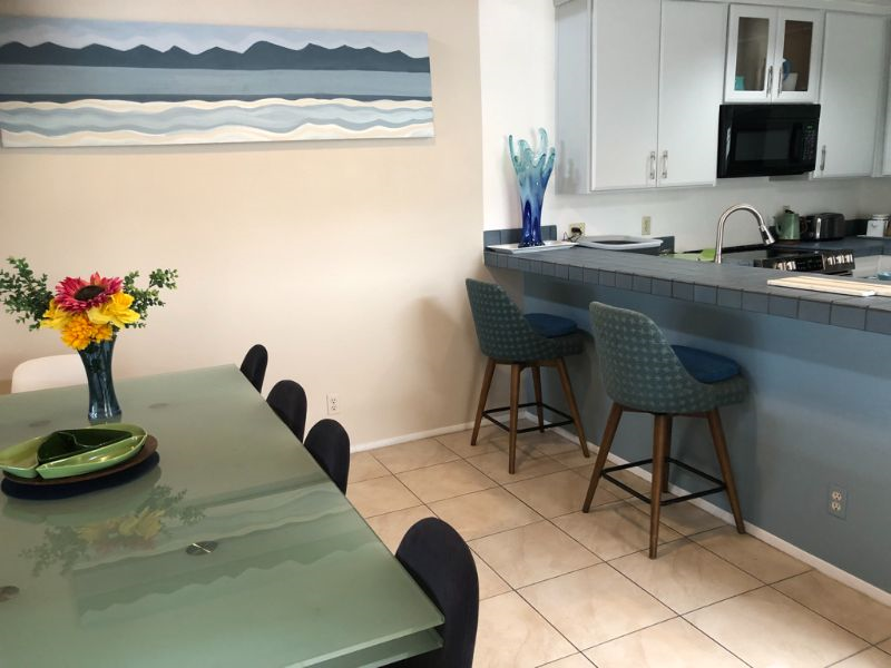 Sunny Pacific Beach Gem Great Views/Beach Access - Photo 2