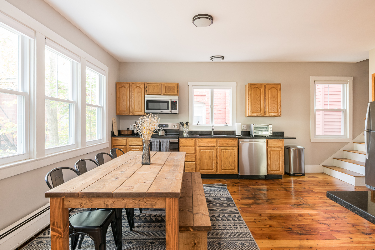 Townhome style spacious 3 bedroom