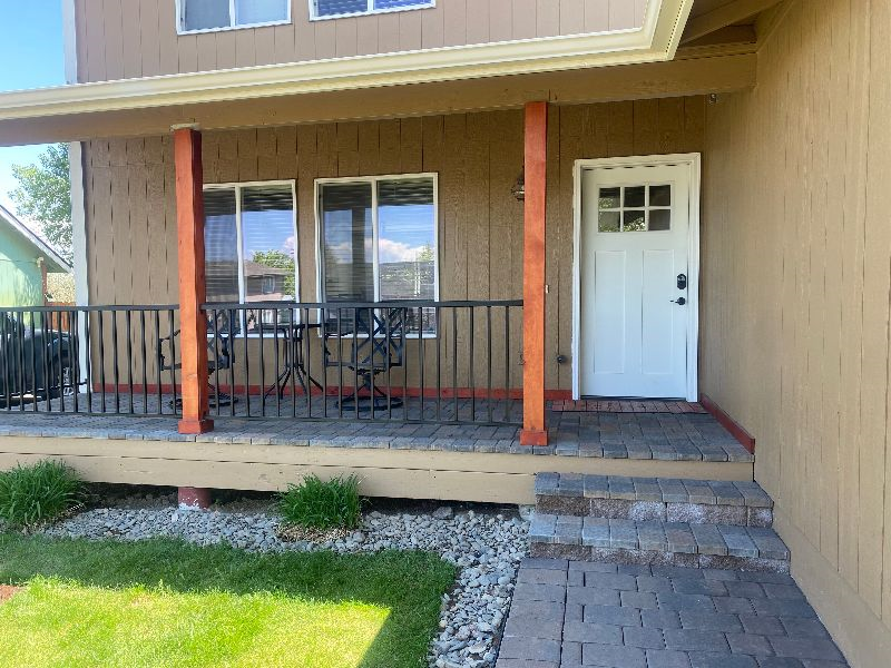 Mountain Views, Full House Rental (4 bedrooms, 2.5 bath) - Photo 4