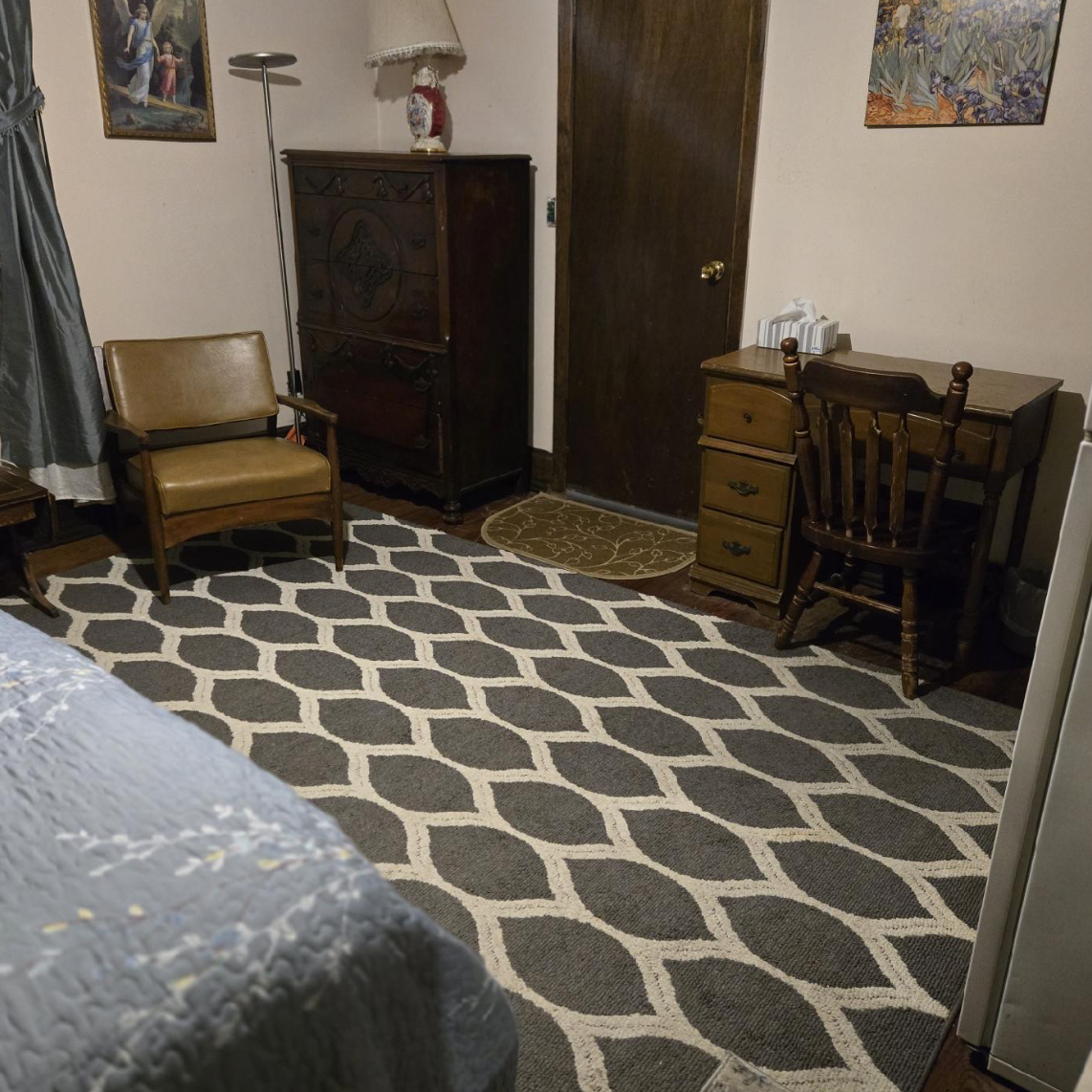 Safe & Secure affordable fully furnished  Travel Nurse lodging. - Photo 10